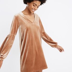NWT Madewell Velvet Balloon-Sleeve Dress